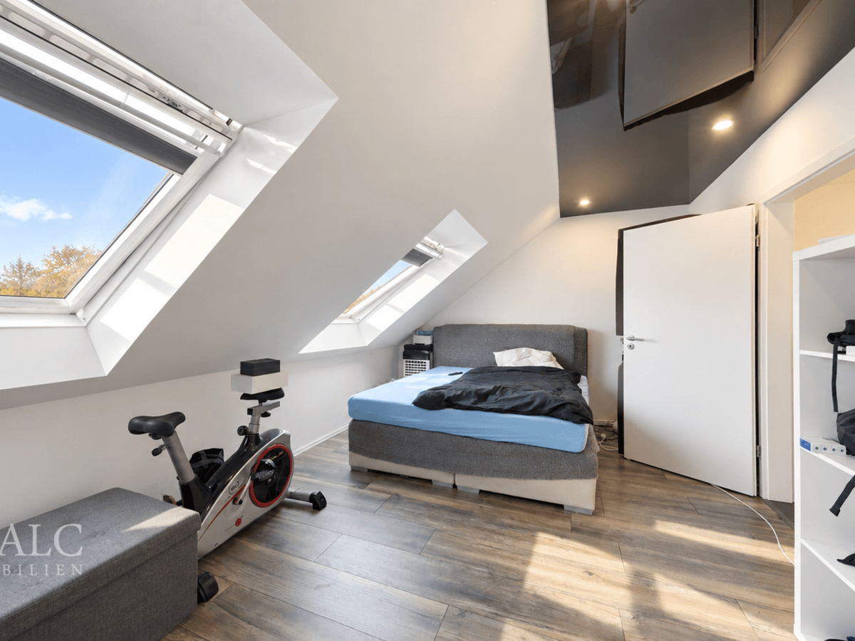 Schlafzimmer 2. OG 