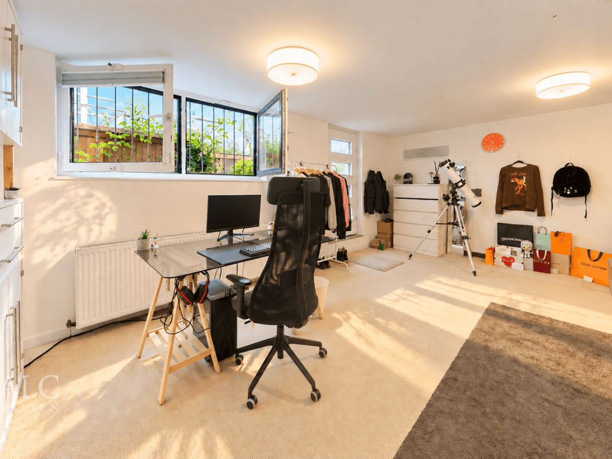 Arbeitszimmer