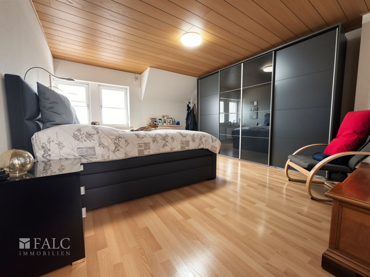 Schlafzimmer 1 OG