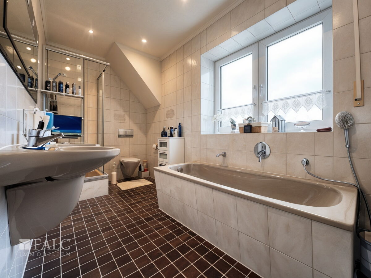 Badezimmer 1 OG 